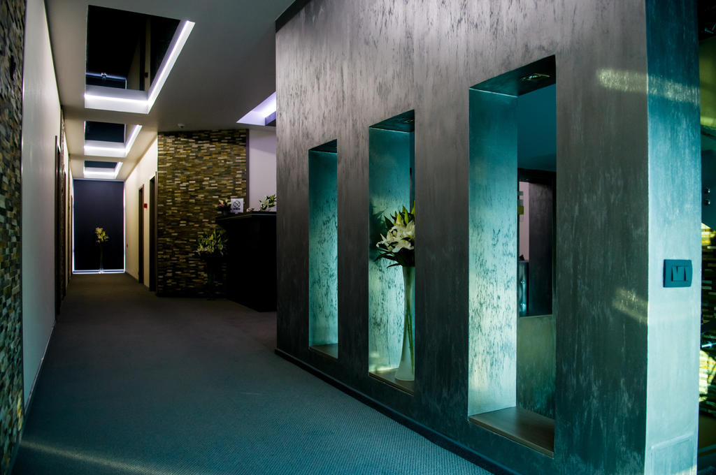 Hotel Aqua ทาร์กู จิอู ภายนอก รูปภาพ
